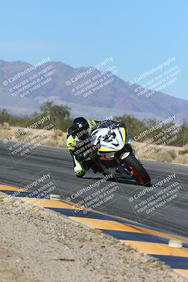 media/Feb-03-2024-SoCal Trackdays (Sat) [[767c60a41c]]/7-Turn 7 Inside (1120am)/